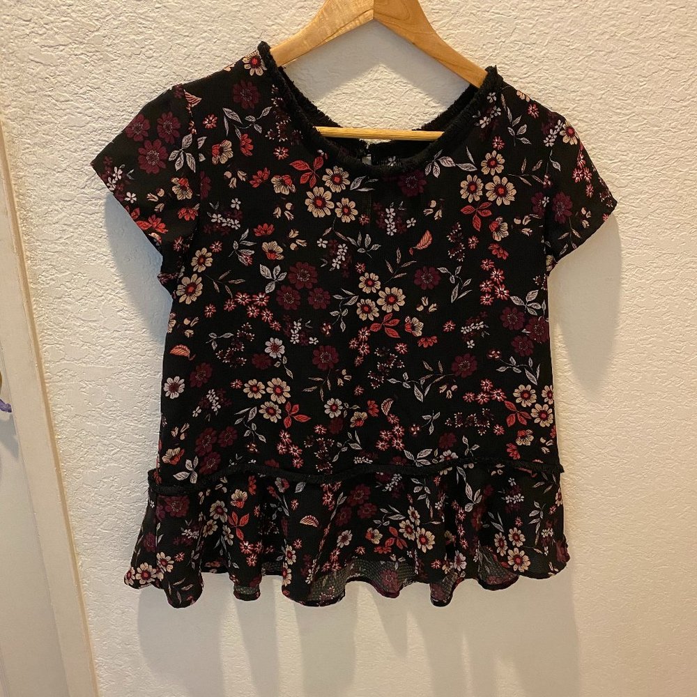W5 | Floral Print Peplum Casual Top w/Fringe Trim
